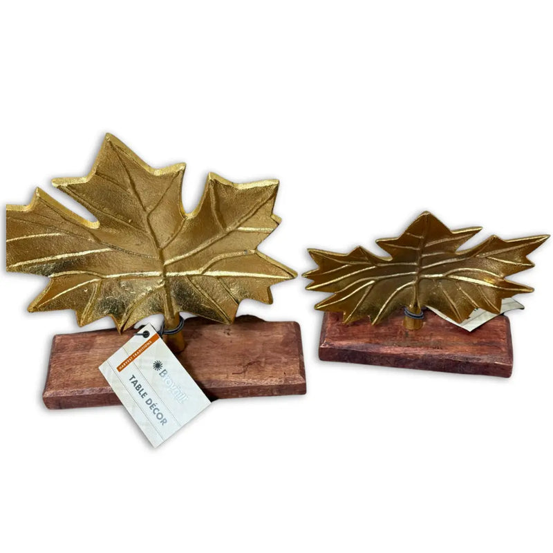 Broyhill Harvest Traditions gold leaf tabletop décor on a wooden base. Heritage Pastime